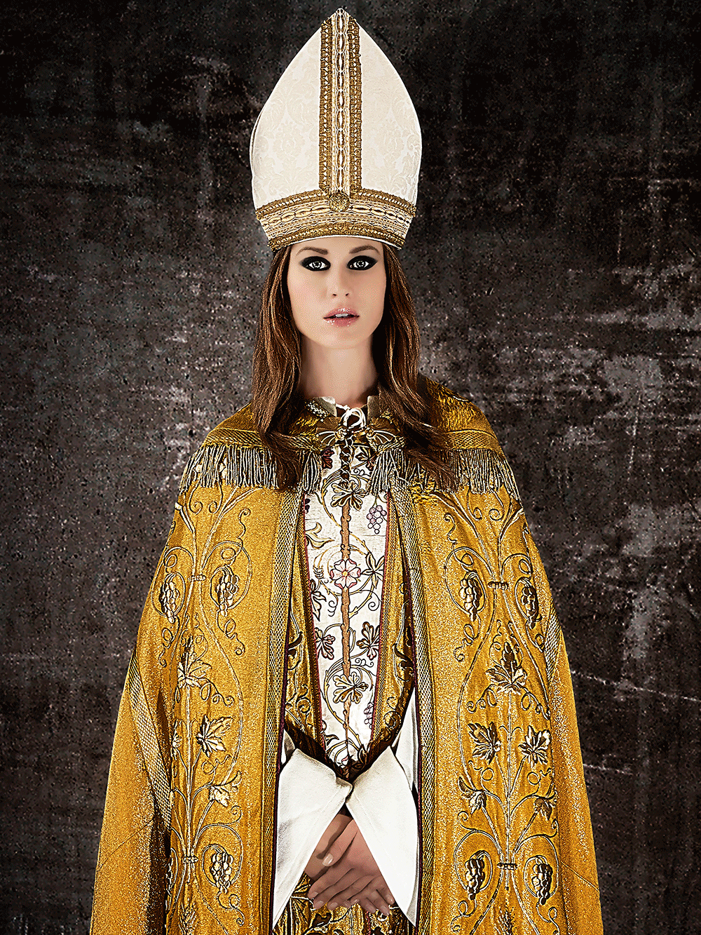 Pope Olga by Cécile Plaisance, lenticular photograph, presented by Art.M Luxembourg